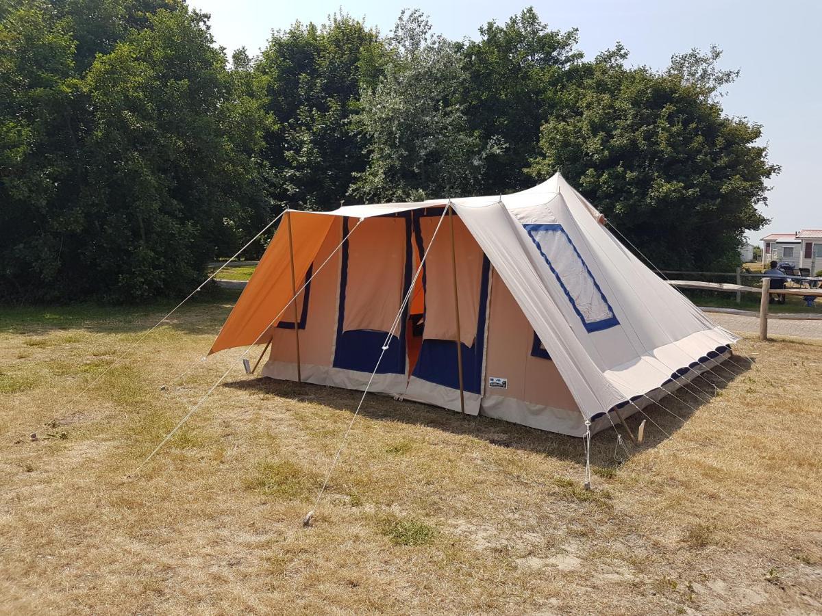 Ameland Tentenverhuur Atv Ballum Extérieur photo